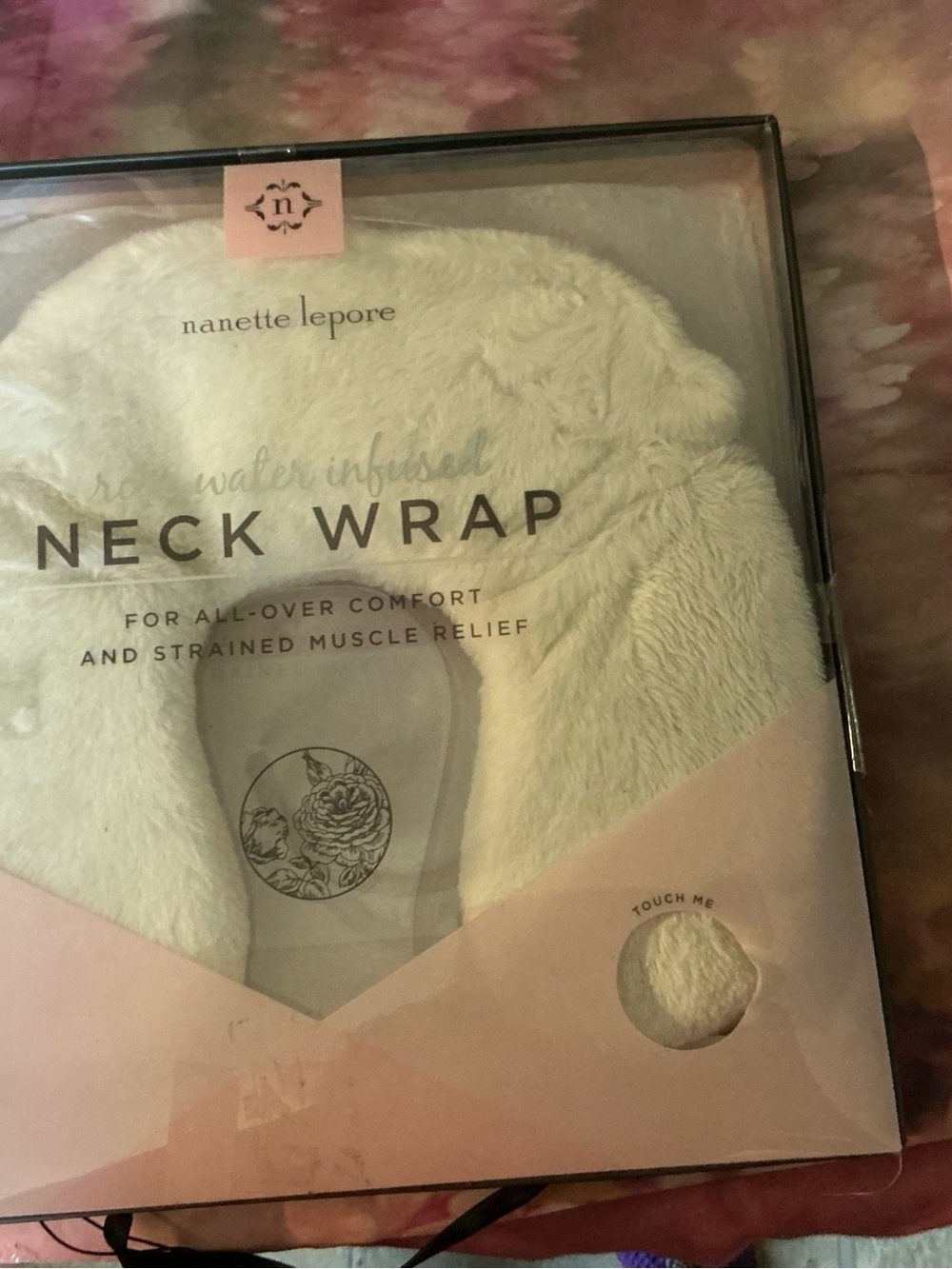 Nanette Lepore Faux Fur Neck Wrap - Dark Green Box with Cream Label